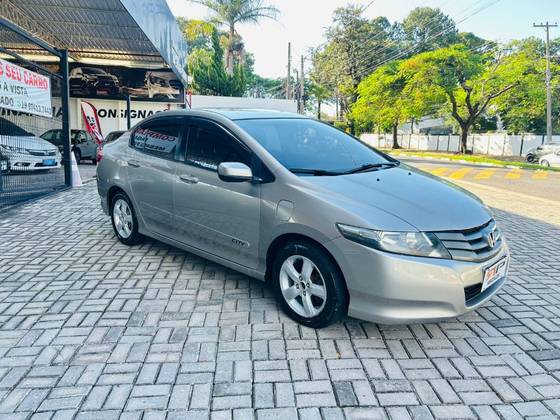 HONDA CITY 1.5 LX 16V FLEX 4P MANUAL HONDA CITY 1.5 LX 16V FLEX 4P MANUAL